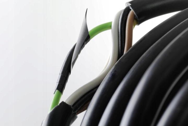 Immagine prodotto MGA Nastro isolante nero Tesa SPVC 10mx15mm (15 mm)