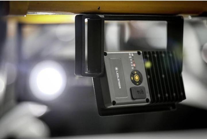 Produktbild Ledlenser Profi Baustrahler (2500 lm)