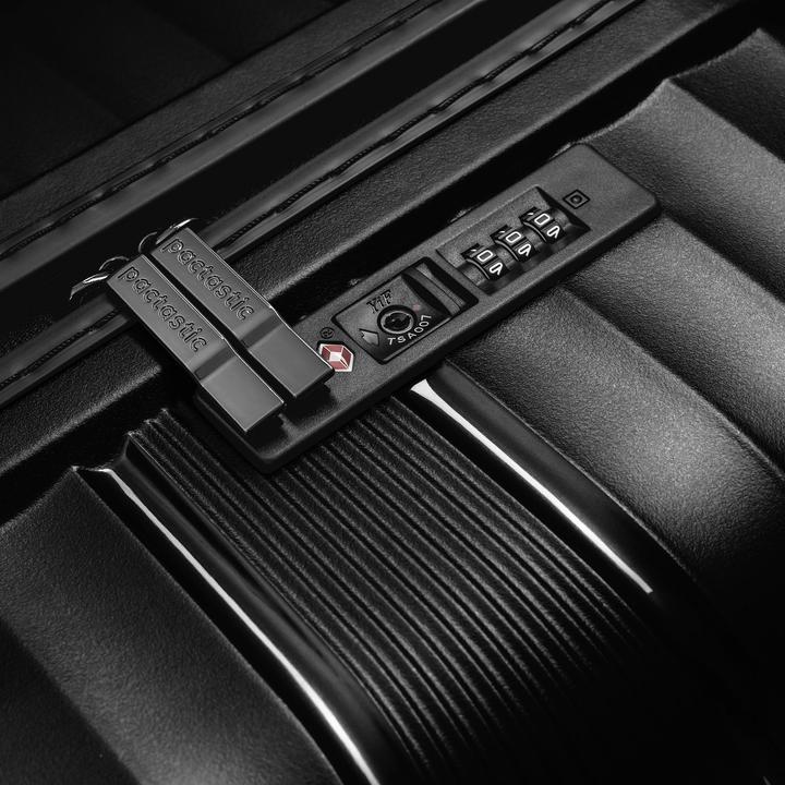 Actual product image Pactastic Collection 02 THE LARGE 4 Rollen Trolley 77 cm (111 l)