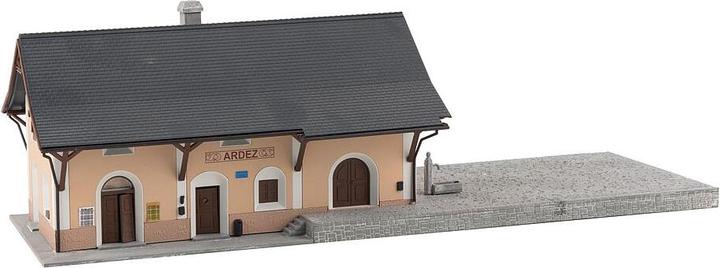 Faller Ardez train station