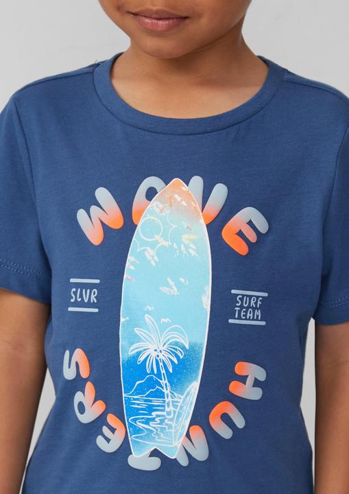 Immagine prodotto S.Oliver T-Shirt T-Shirt aus Baumwolle mit gummiertem Frontprint (128, 134)