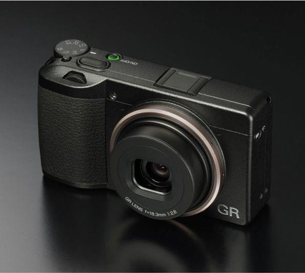 Actual product image RICOH Gr III (28 mm, 24.24 Mpx, APS-C / DX)