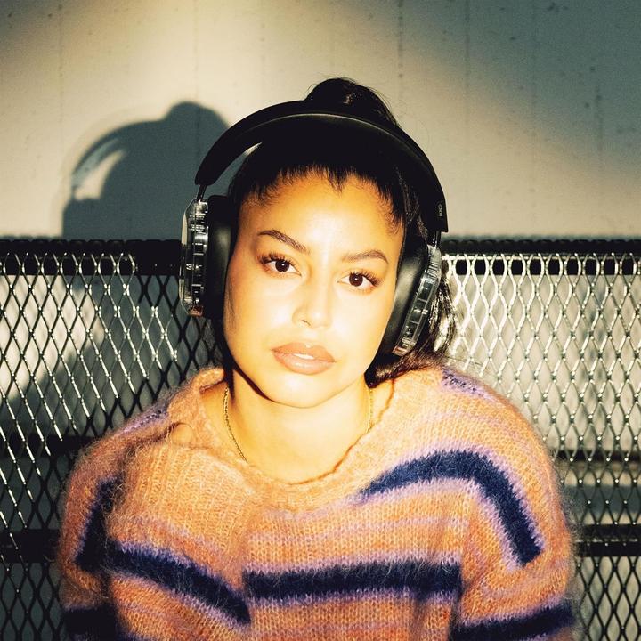 Actual product image Defunc Mondo (DNC, 45 h, Cable, Wireless)