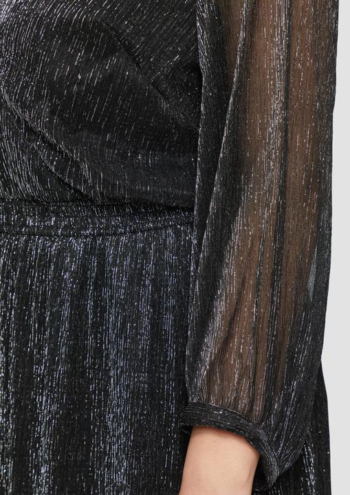Produktbild S.Oliver Kleid Langes Meshkleid mit Glitzergarn und Smok-Detail (50)