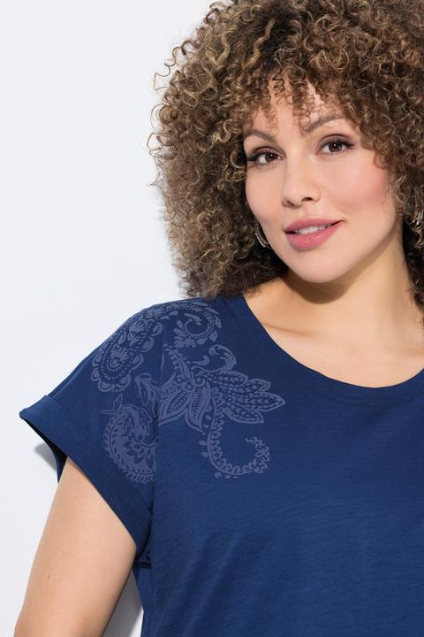 Actual product image Ulla Popken Textured Paisley Motif Cap Sleeve Tee (58)