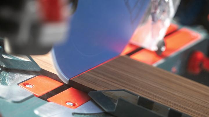Produktbild Bosch Professional Zubehör Kreissägeblatt Expert for High Pressure Laminate, 216 x 30 x 2,8 mm, 64