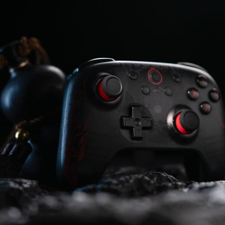 Immagine prodotto 8bitdo Ultimate 2C 2.4G Pad Nero Mito Wukong (Android, PC)