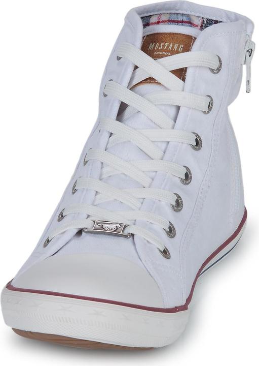 Actual product image Mustang Sneaker (40)