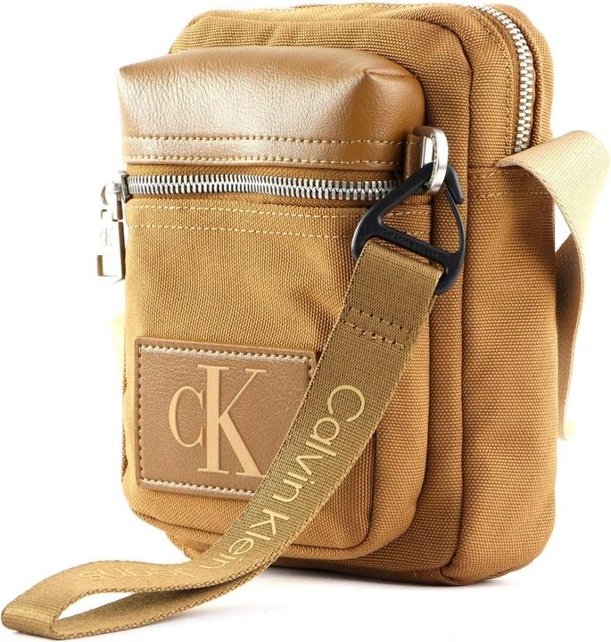 Immagine prodotto Calvin Klein CKJ Tagged Reporter18