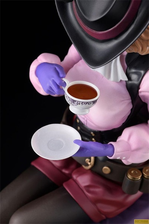 Actual product image Amakuni Persona 5 statuette PVC 1/7 Royal Haru Okumura Phantom Thief Ver. (Reproduction) 23 cm