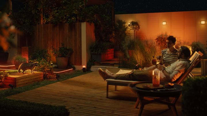 Produktbild Philips Hue Outdoor Erweiterung (RGBW, 200 cm, Outdoor)