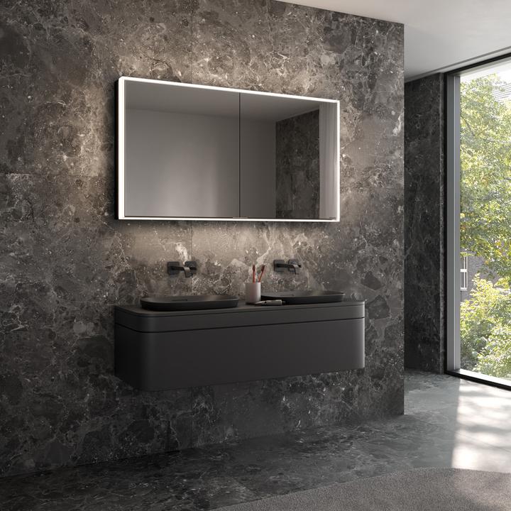 Produktbild Schneider PREMIUM Line Ultimate LED Lichtspiegelschrank, 2 Doppelspiegeltüren, 1325x73,3x15,8cm, 18 (132.50 x 15.80 x 73.10 cm)