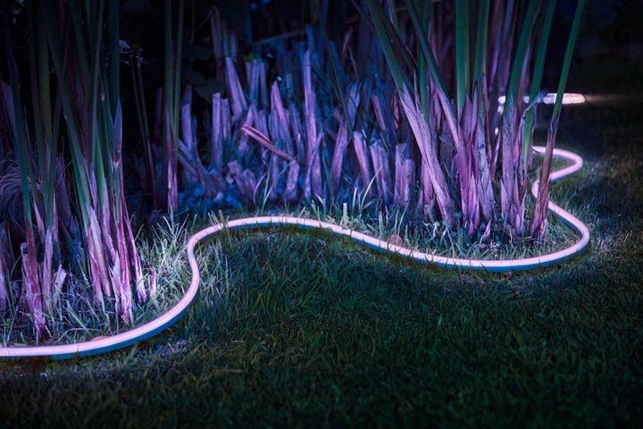 Produktbild Philips Hue Outdoor Erweiterung (RGBW, 200 cm, Outdoor)