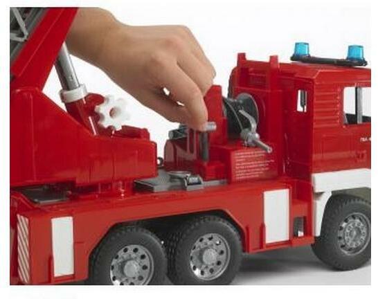Productafbeelding Bruder Manschap brandweer met draaischijfladder