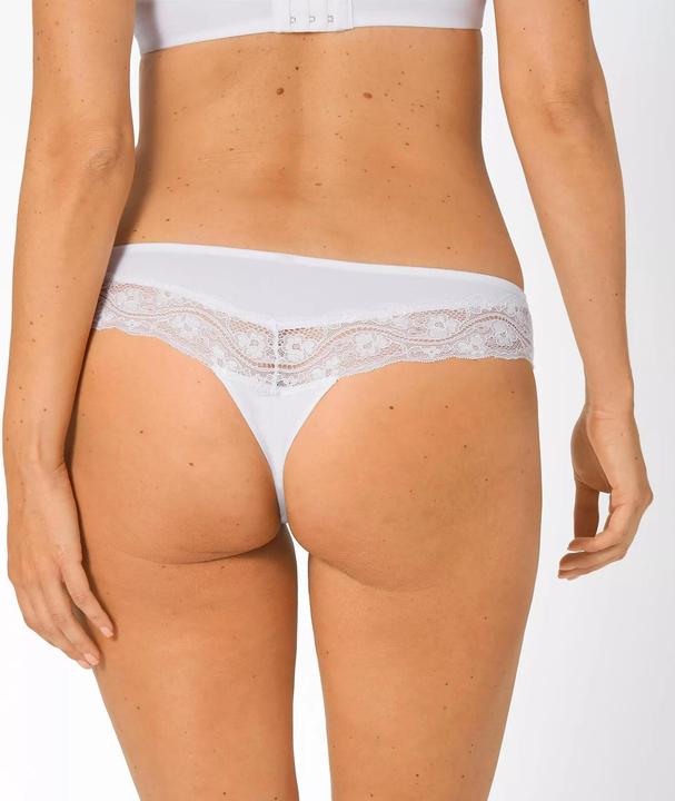 Image du produit Triumph Lovely Micro Brazilian String (XS, Une unité par pack)