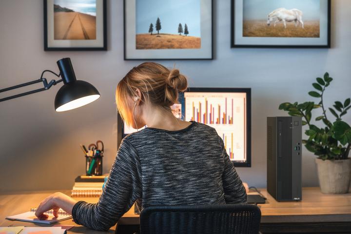 Actual product image ASUS ExpertCenter P5 C5-210H 16 512 SFF P500SV-05210H009X W11P (512 GB, 16 GB)