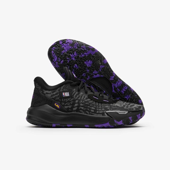 Produktbild Tarmak Damen/Herren Basketball Schuhe NBA Los Angeles Lakers - Fast 900 Low-1 schwarz (45)