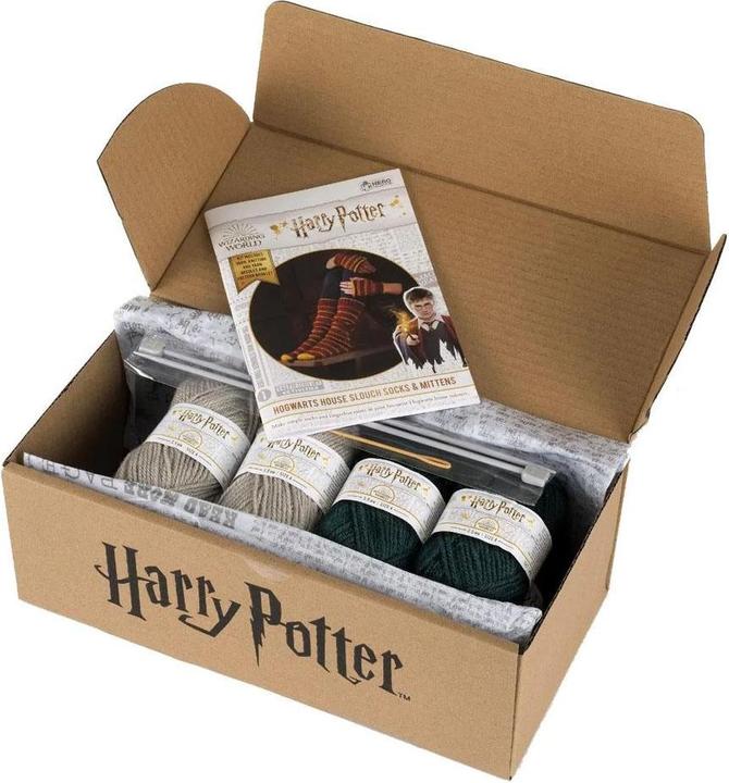 Actual product image Thumbs Up Harry Potter - Slytherin knit set house socks and mittens