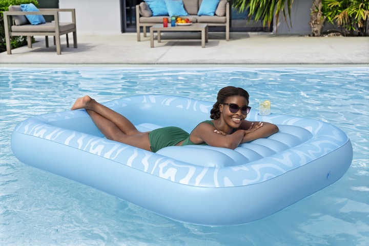 Actual product image Bestway Floating mattress