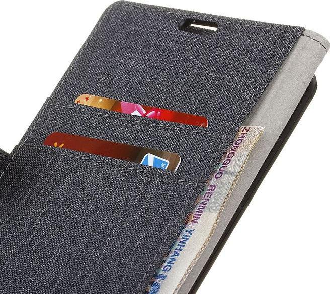 Produktbild MU Classic Leder/Stoff Hülle mit Standfunktion (LG Q6, LG Q6+)