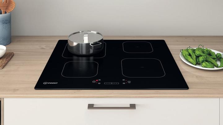 Actual product image Indesit IS 83Q60NE (59 cm, Induction hob)