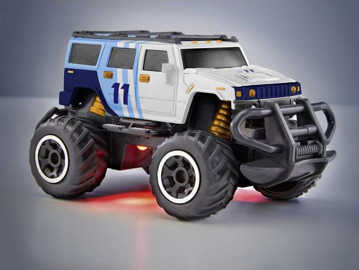 Actual product image Revell SUV Action Car