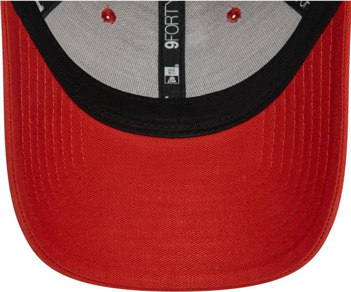Actual product image New Era Casquette League Essentials 9FORTY - Rouge
