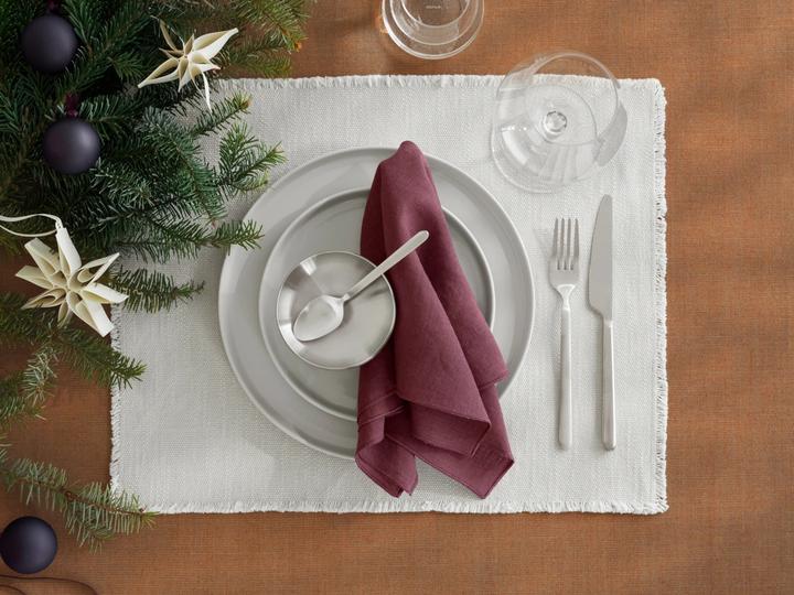 Actual product image Blomus JUHLA Weihnachtsschmuck M port/plum/brown 5cm 6tlg (6 x)