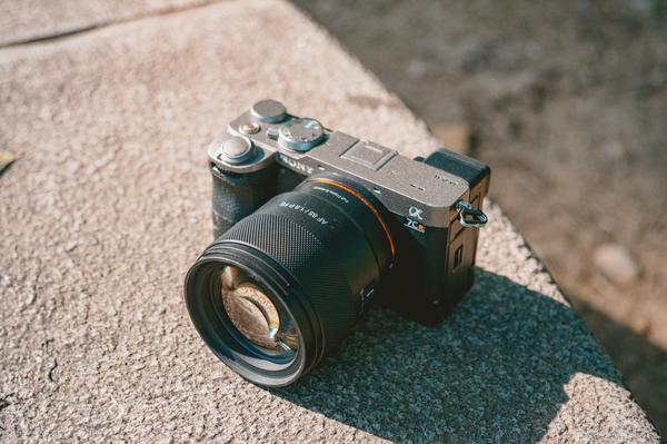 Produktbild Samyang AF 16mm f/2.8 P Sony E (Sony E, APS-C / DX)