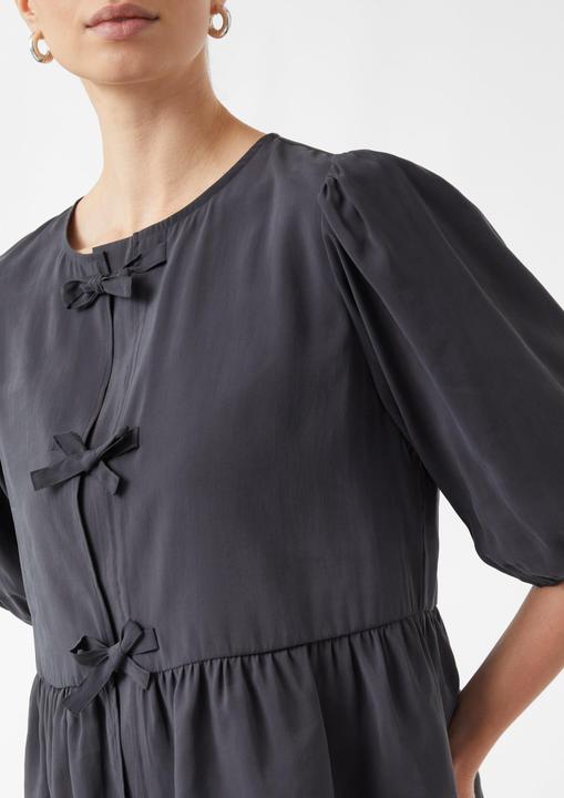 Immagine prodotto Comma Bluse Feminine Nylonbluse mit Schleifendetails & Volant (32)