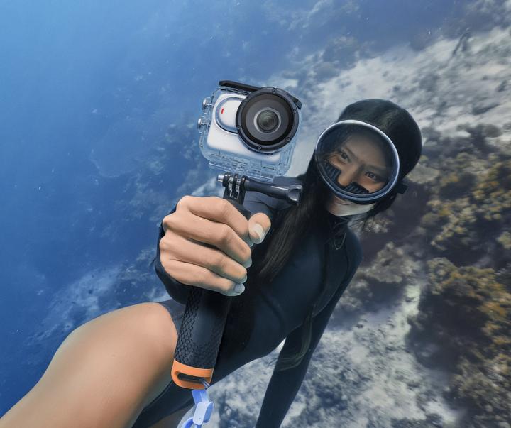Actual product image Insta360 GO 3 128 GB (30p, Bluetooth, Wi-Fi)
