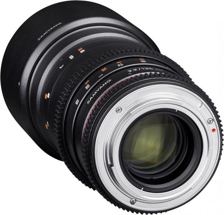 Produktbild Samyang 135mm T2.2 (Canon RF, APS-C / DX, Vollformat)