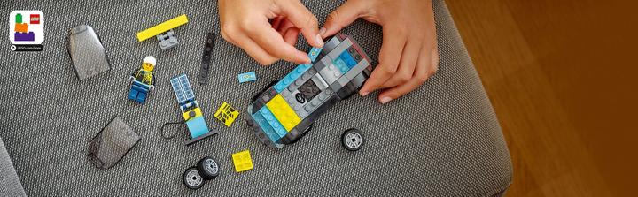 Produktbild LEGO Elektro-Sportwagen (60383, LEGO City)