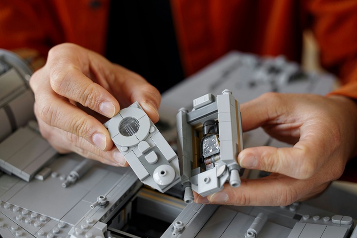 Produktbild LEGO The Razor Crest (75331, LEGO Seltene Sets)