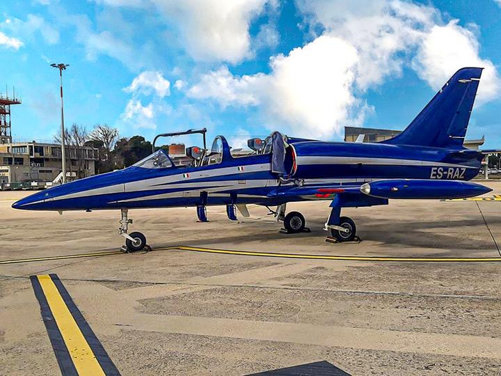 Produktbild Smartbox Atemberaubender Flug im L-39 Albatros-Kampfjet in Aosta (1 Pers.)