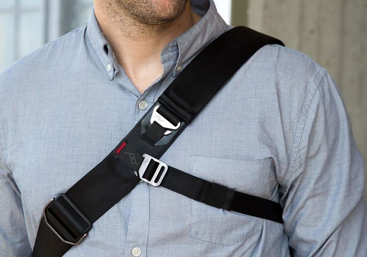 Actual product image Peak Design Everyday Messenger 15" (Camera shoulder bag, 18 l)