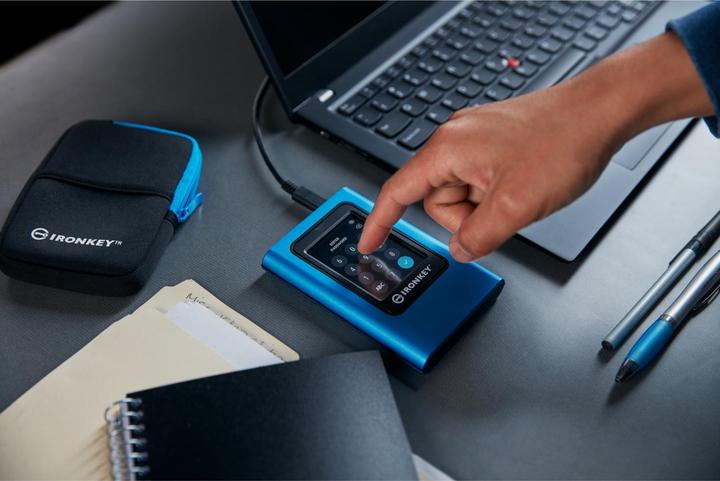 Produktbild Kingston IronKey Vault Privacy 80 (1.92 TB)