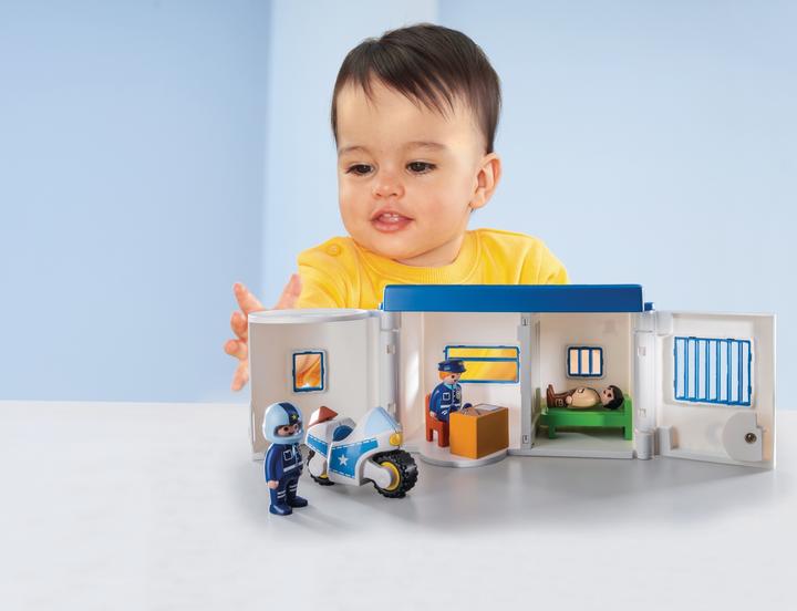 Actual product image Playmobil My pickup police station (9382)