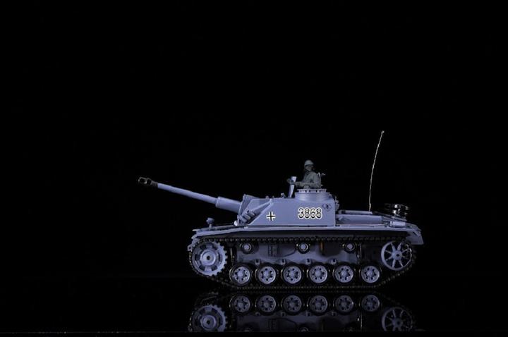 Immagine prodotto Es-toys Carro armato RC "Assault Gun III" - Stug 3 Heng Long 1:16 Grigio, fumo e suono, cambio in metallo e (RTR pronto all'uso)