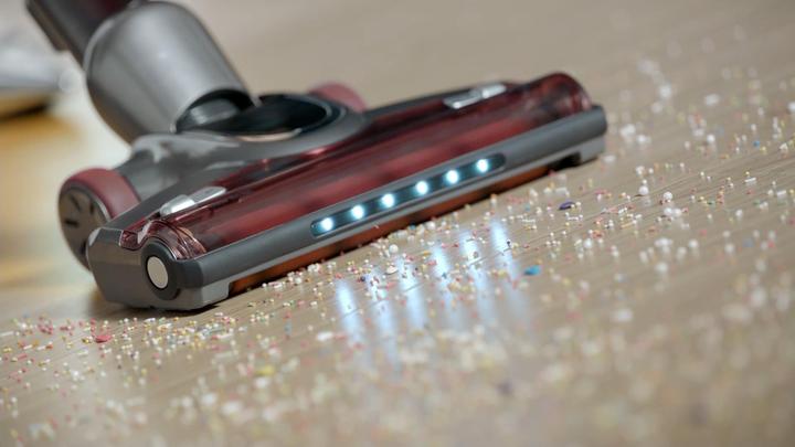 Actual product image Trisa Quick Clean Professional T8020