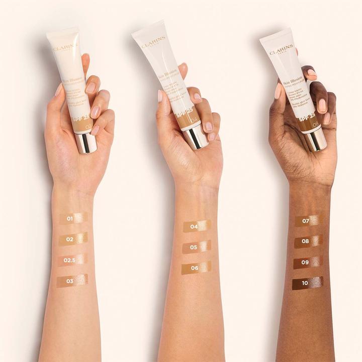 Immagine prodotto Clarins Skin Illusion - Getönte Feuchtigkeitscreme Spf25 02.5 (Crema solare viso, SPF 25, 40 ml)