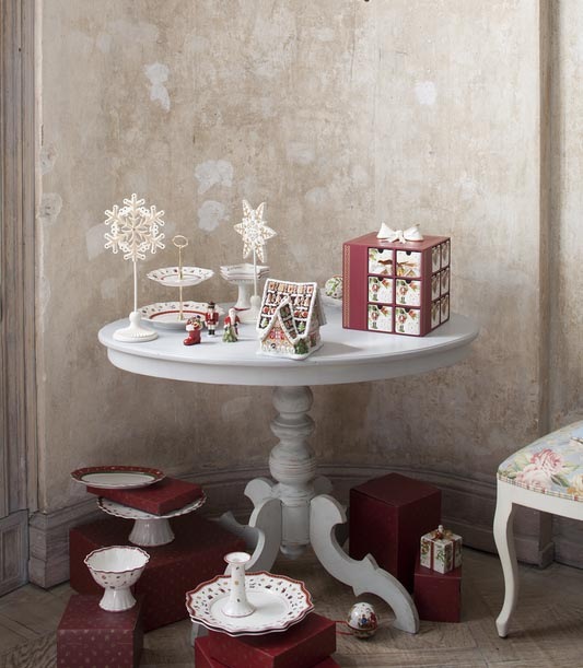 Actual product image Villeroy & Boch Cake plate on foot Toy's Delight