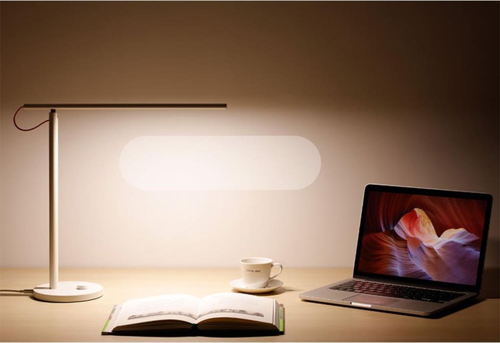 Actual product image Xiaomi Mi LED Desk Lamp (300 lm)