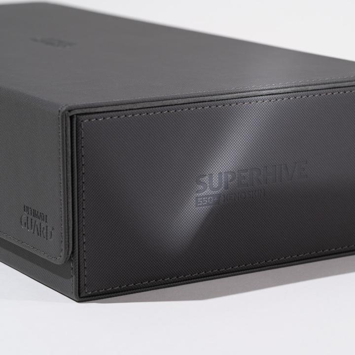 Actual product image Ultimate Guard Card Box XenoSkin Superhive 550+ Grey