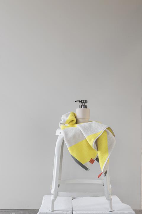 Produktbild Mette Ditmer Diagonal (70 x 133 cm)