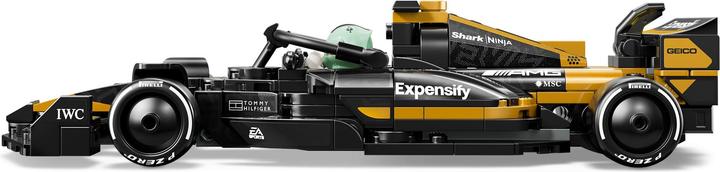 Produktbild LEGO APXGP Team Race Car aus F1® Der Film (77252)