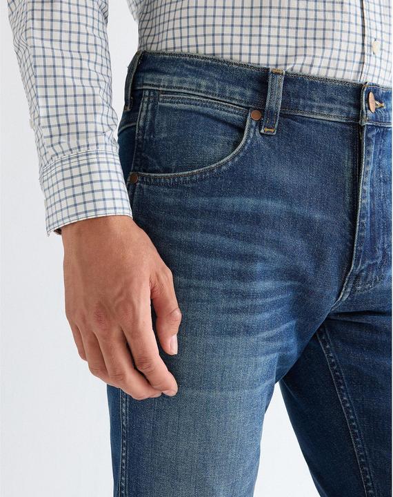 Actual product image Wrangler Jeans Greensboro (34)
