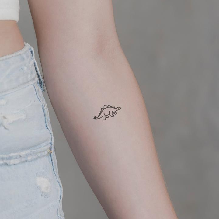Produktbild minink Temporäres Tattoo – Kleiner Stegosaurus