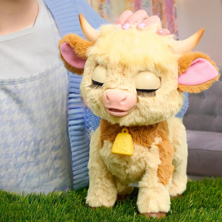 Actual product image Just Play FurReal Maggie the Feed & Follow Cow (29 cm)