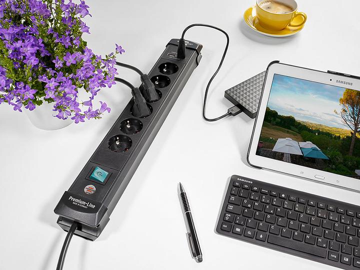Actual product image Brennenstuhl Premium Line (8 x, USB-A, CEE 7/3, 3 m)